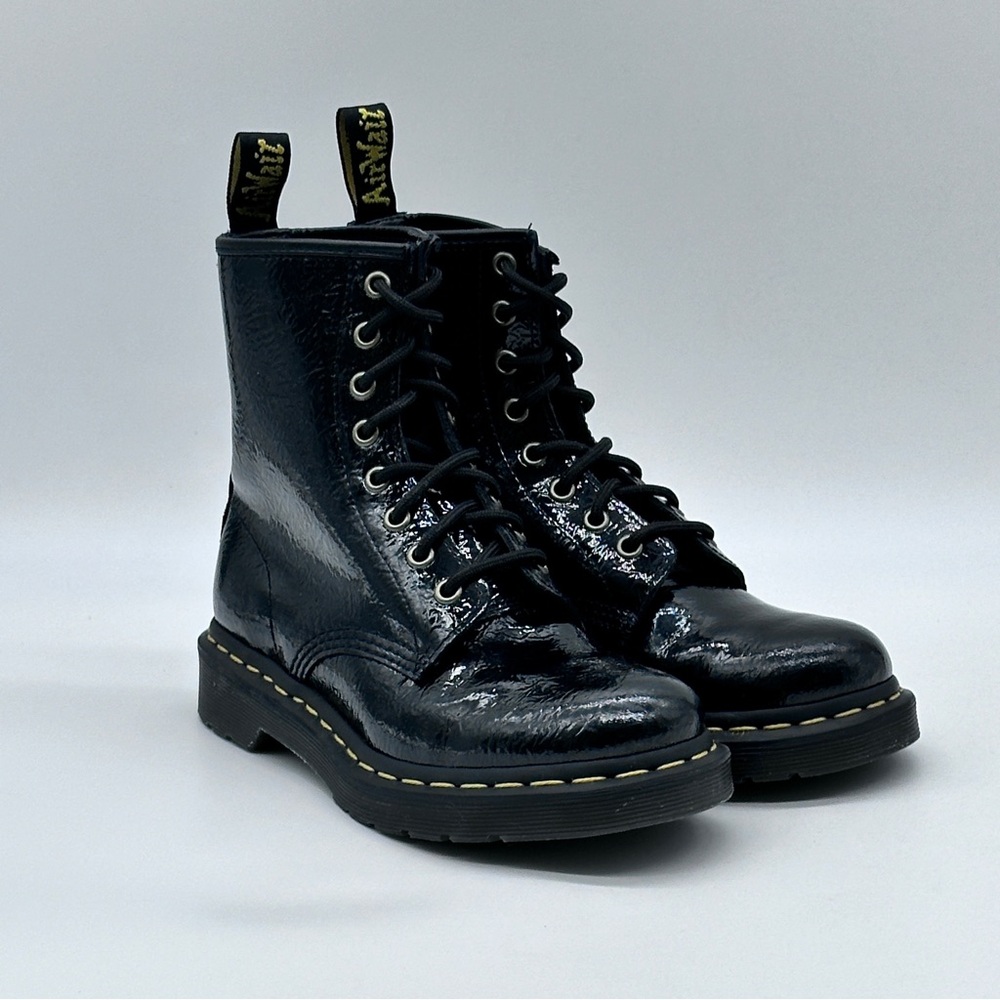 Dr. Martens 1460 Boots. Size 6. - Picture 6 of 9